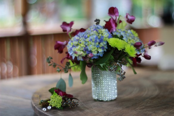 bouquet w bling and matching bout